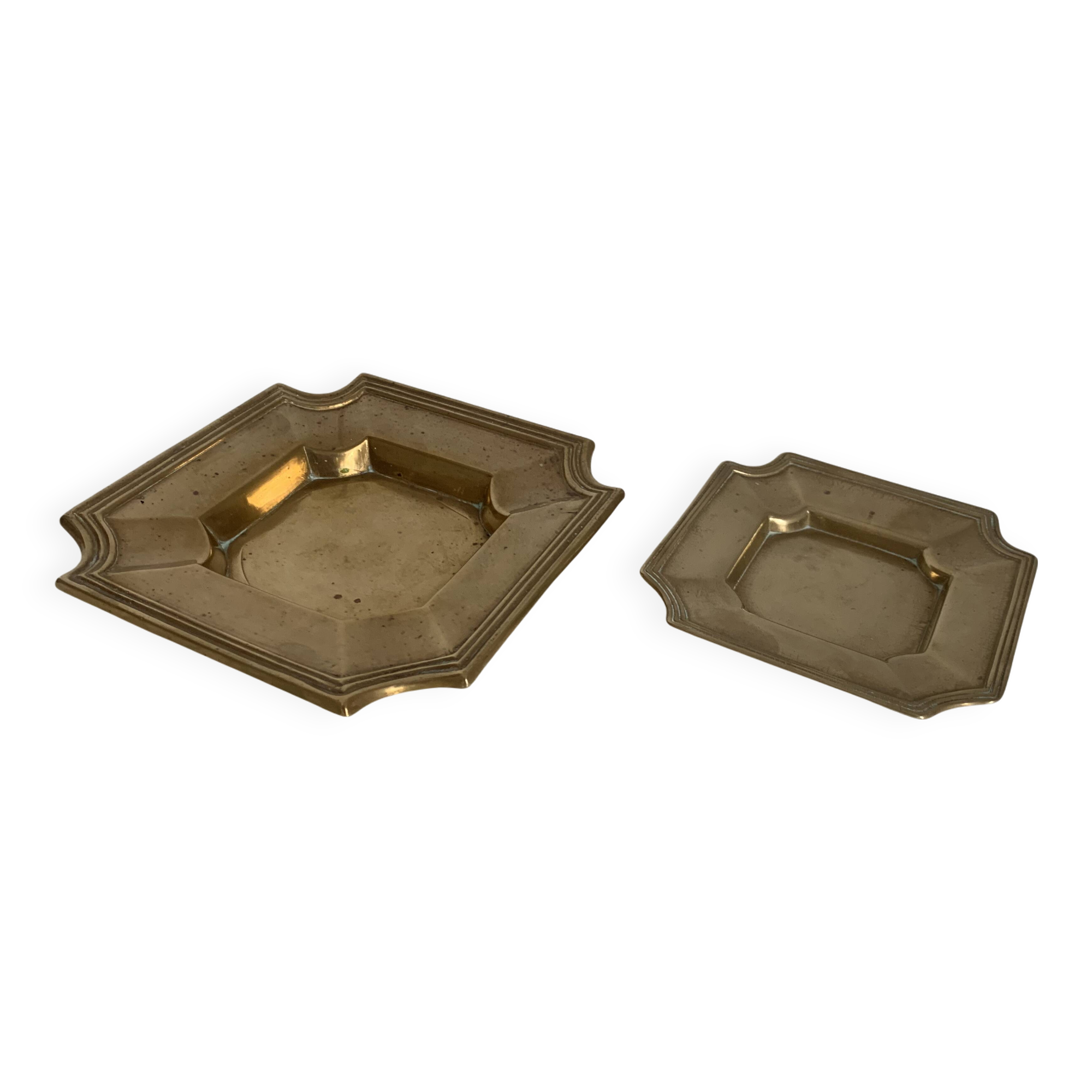 Pair of vintage 1980 brass ashtrays - 16 x 16 cm