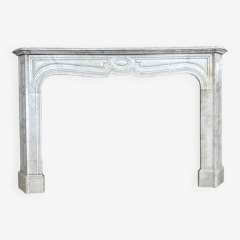 19th century white Carrara marble fireplace