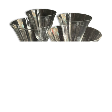 4 verres coniques