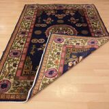 Handmade chinese rug 177x125cm