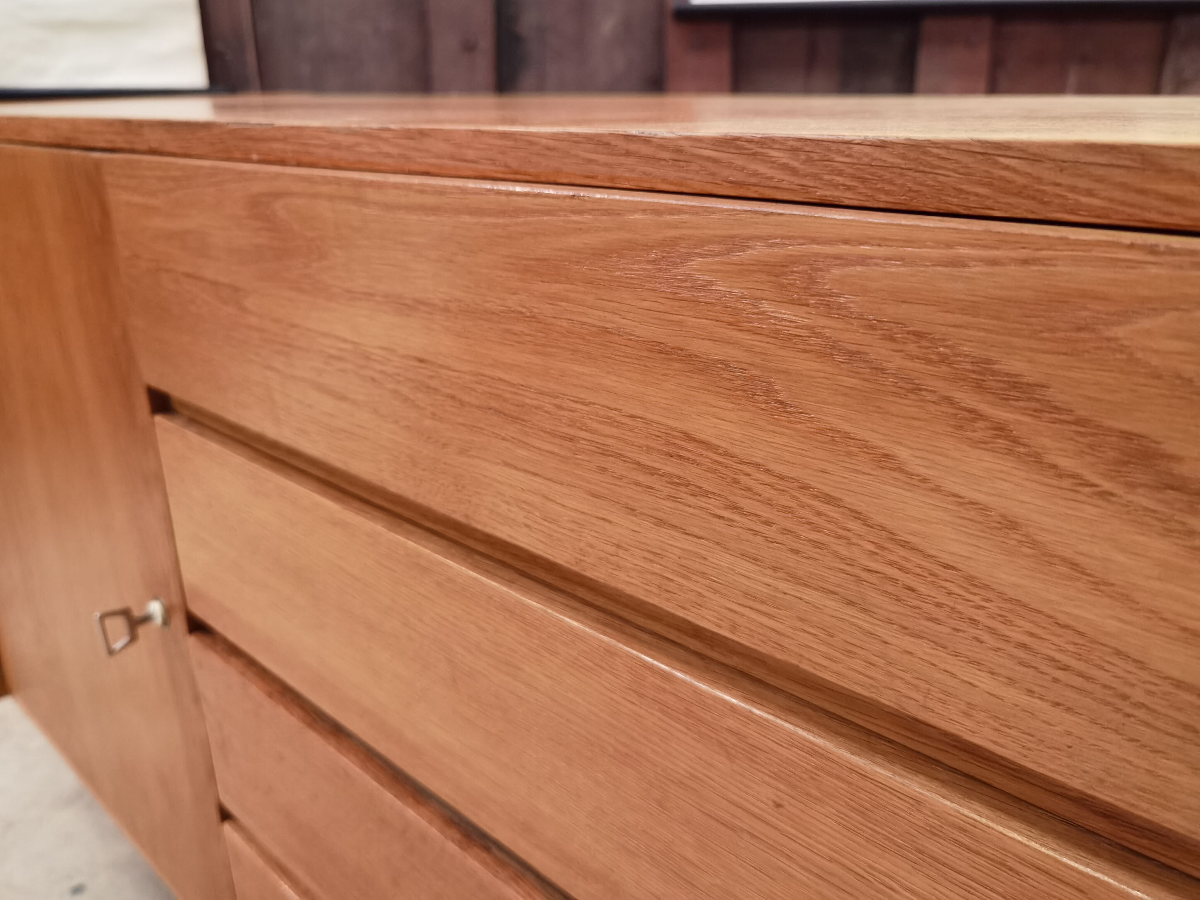 Buffet, U 458 by Jiri Jiroutek