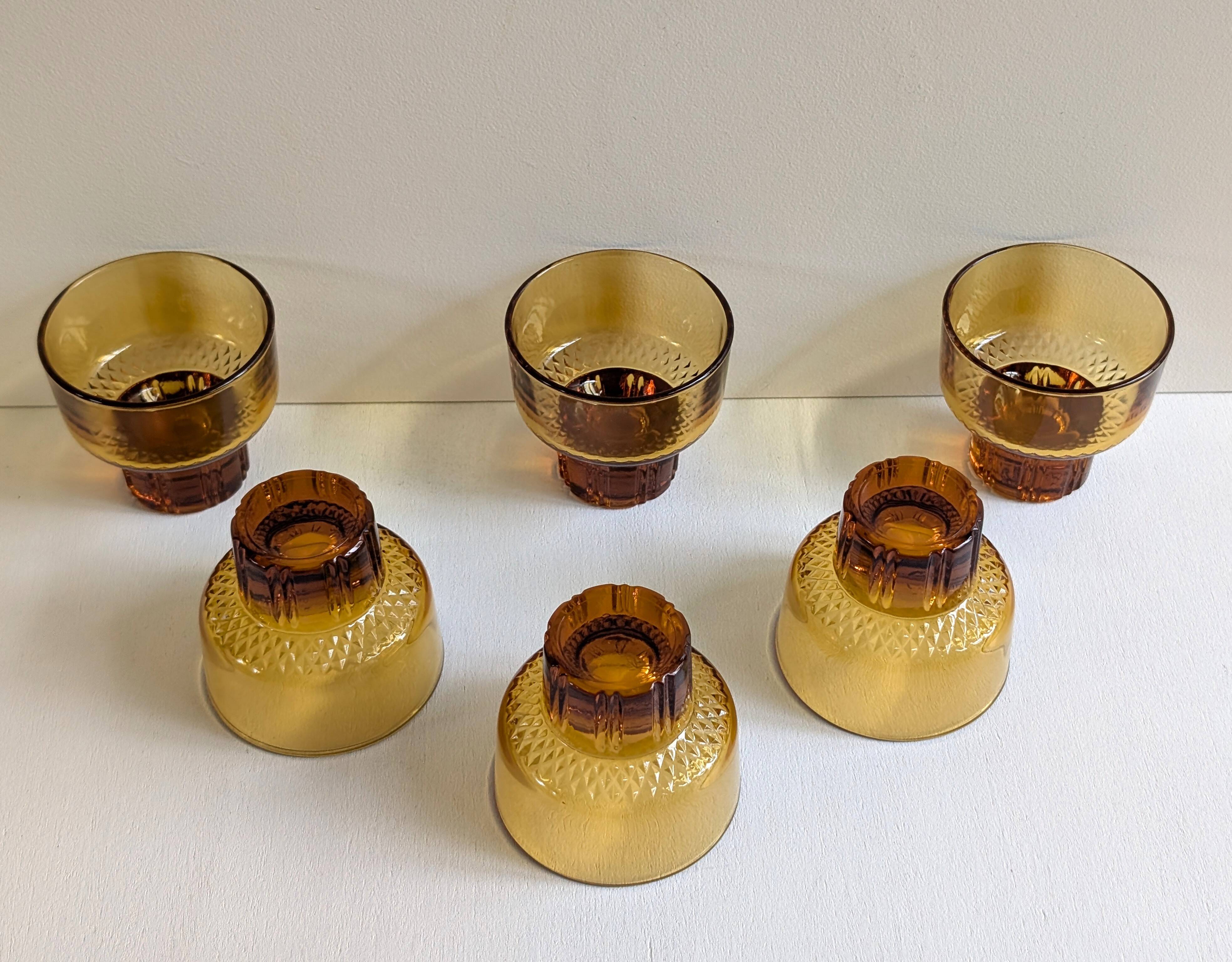 Tasses à café en verre