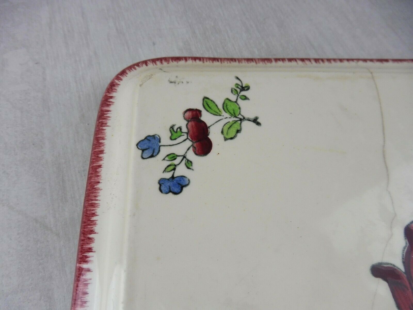 Old table mat décor Lorraine, ceramic from Gien