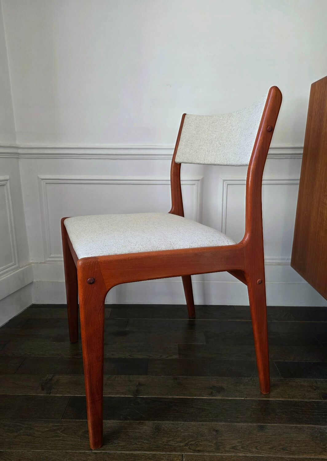 Set of 4 vintage teak and beige tweed chairs by Johannes Anderse