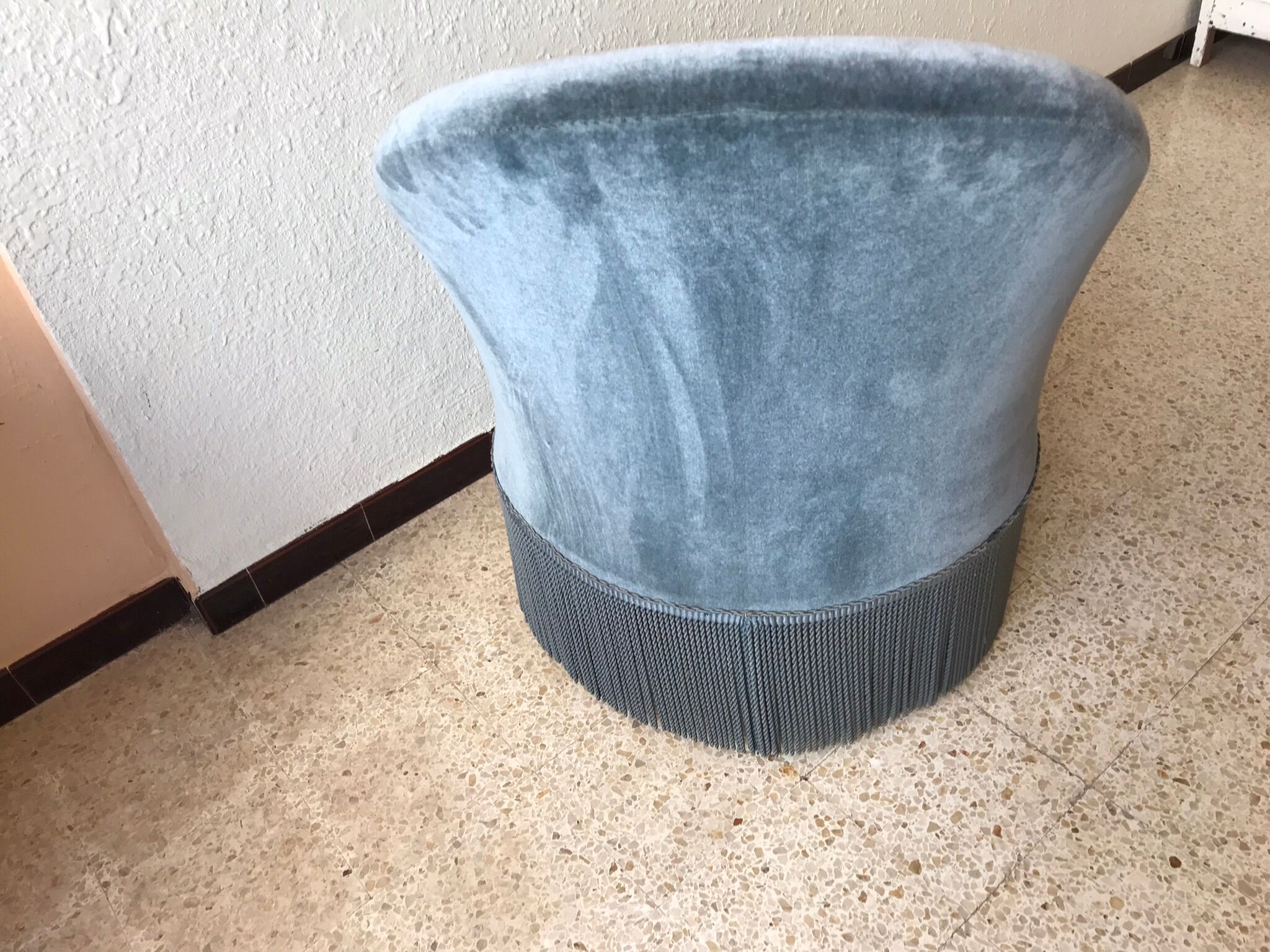 Vintage toad armchair in blue velvet