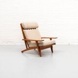 GE-375 Armchair & Hocker by Hans Wegner for Getama