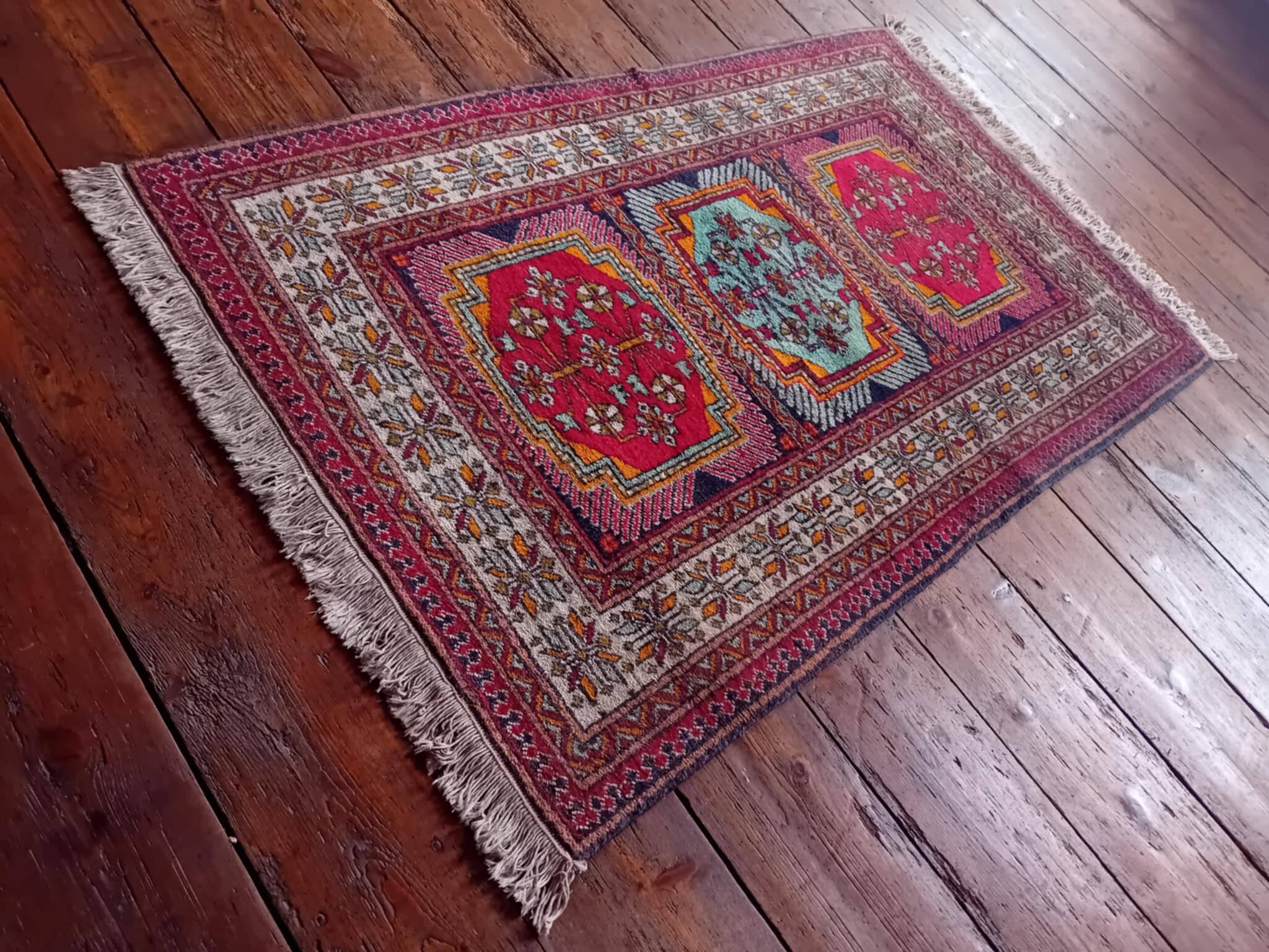 Handmade Caucasian Shirvan Rug 150x100cm