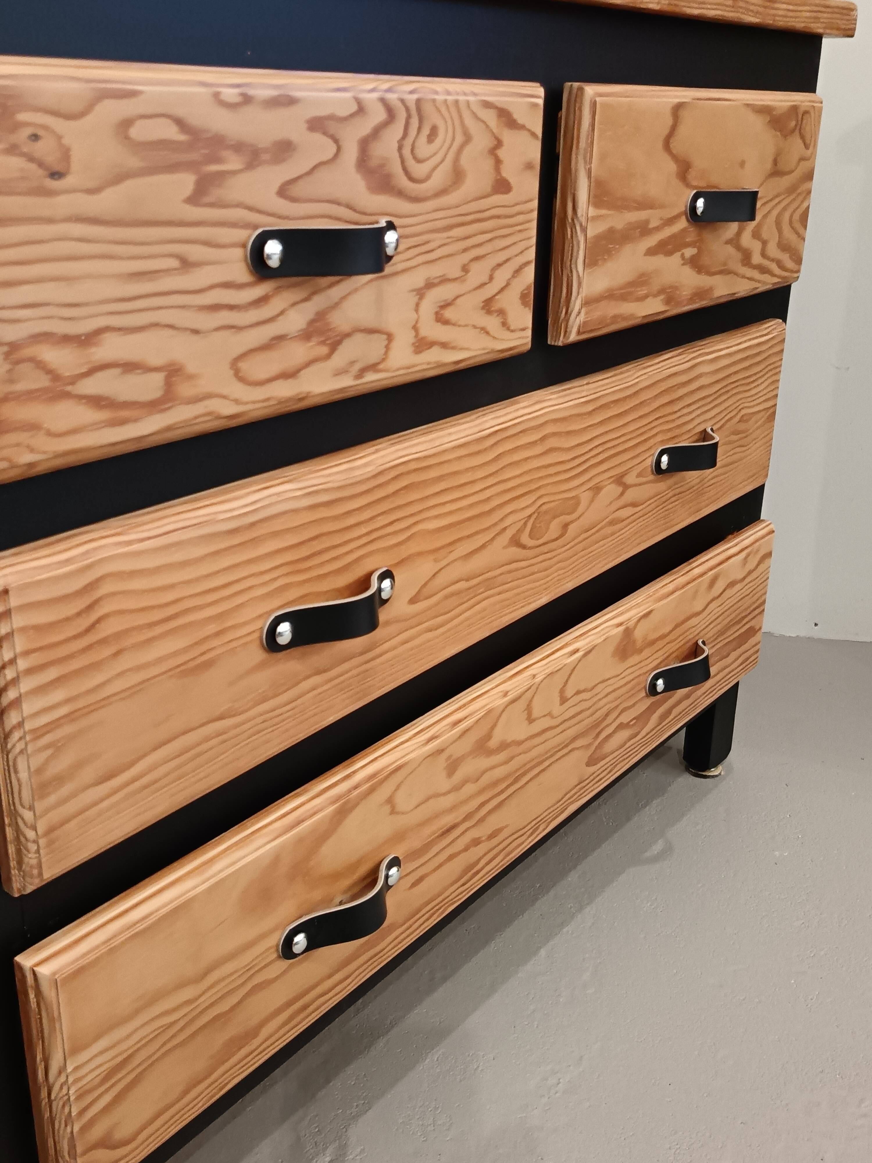 Commode bois massif et noir