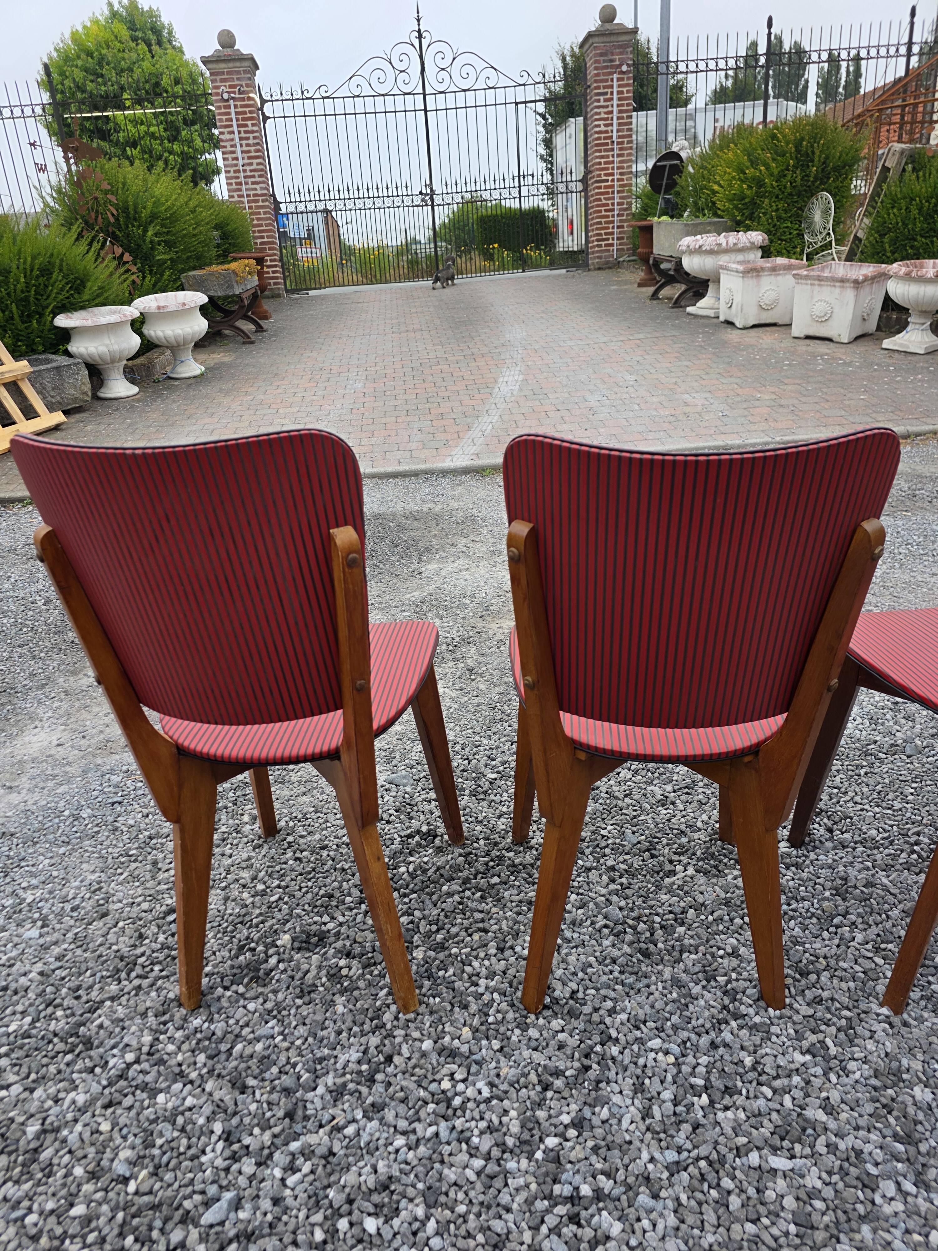 6 vintage oak chairs from the 1960s