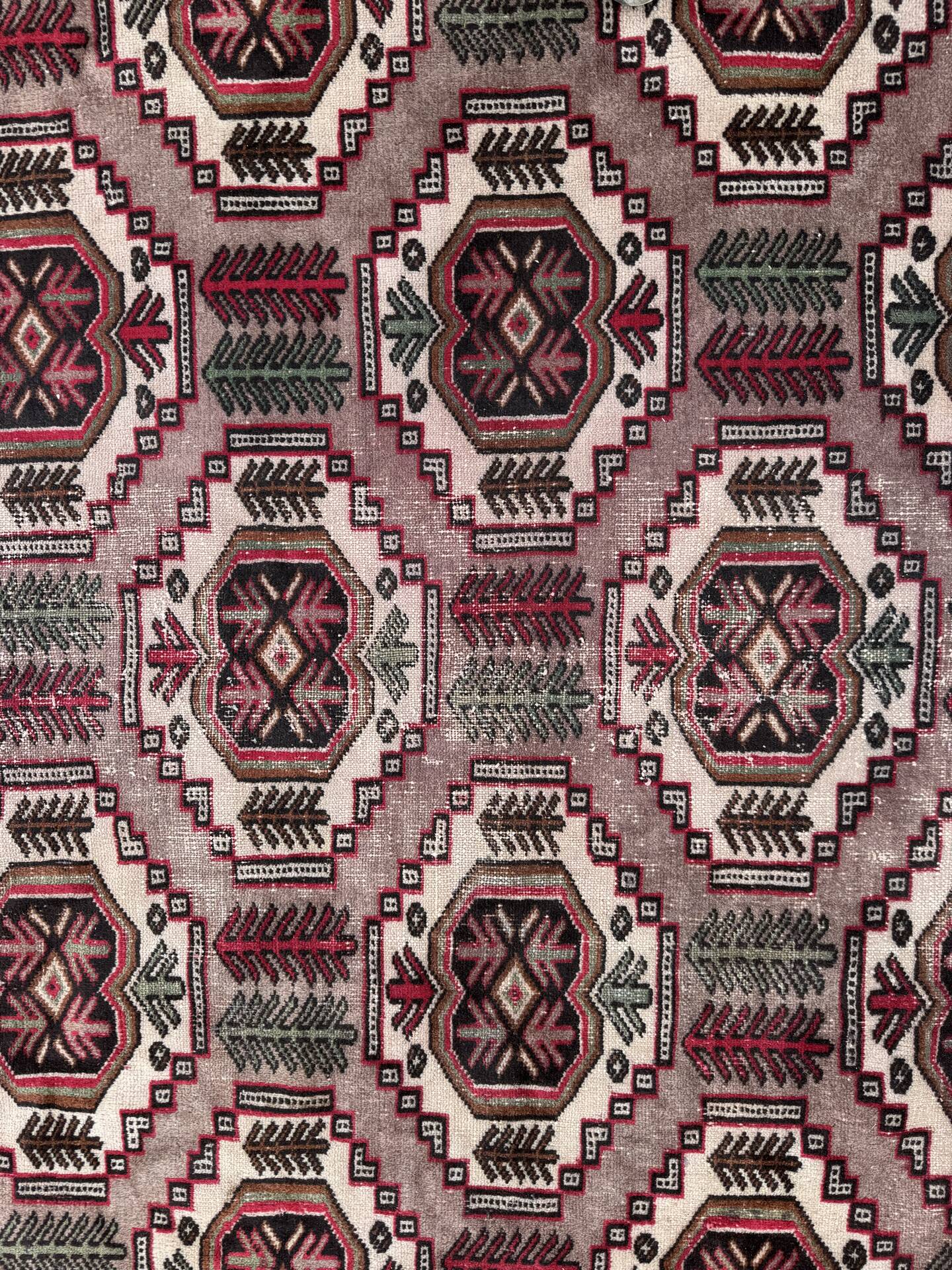 Large antique Bukhara carpet (300X375cm)