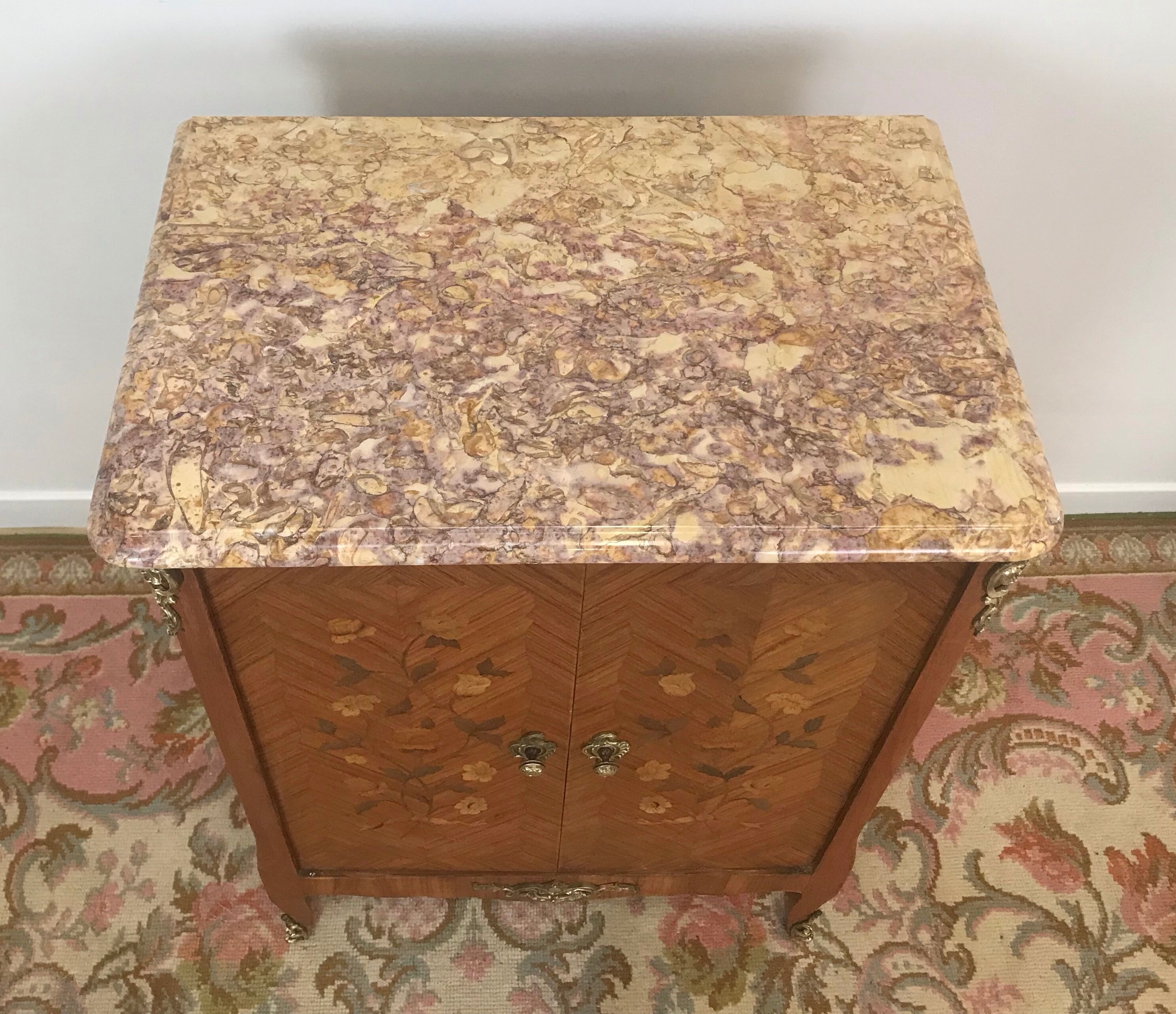 Buffet style Louis XV