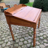 Oak sloping secretary