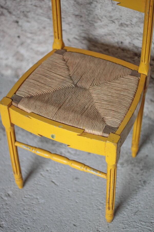 Chaise bois ancienne, chaise bois peinte jaune,chaise assise tressage osier