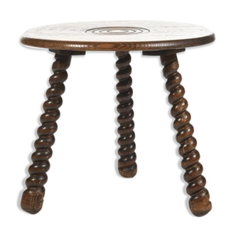 Table basse circulaire en bois piétement tripode torsadé
