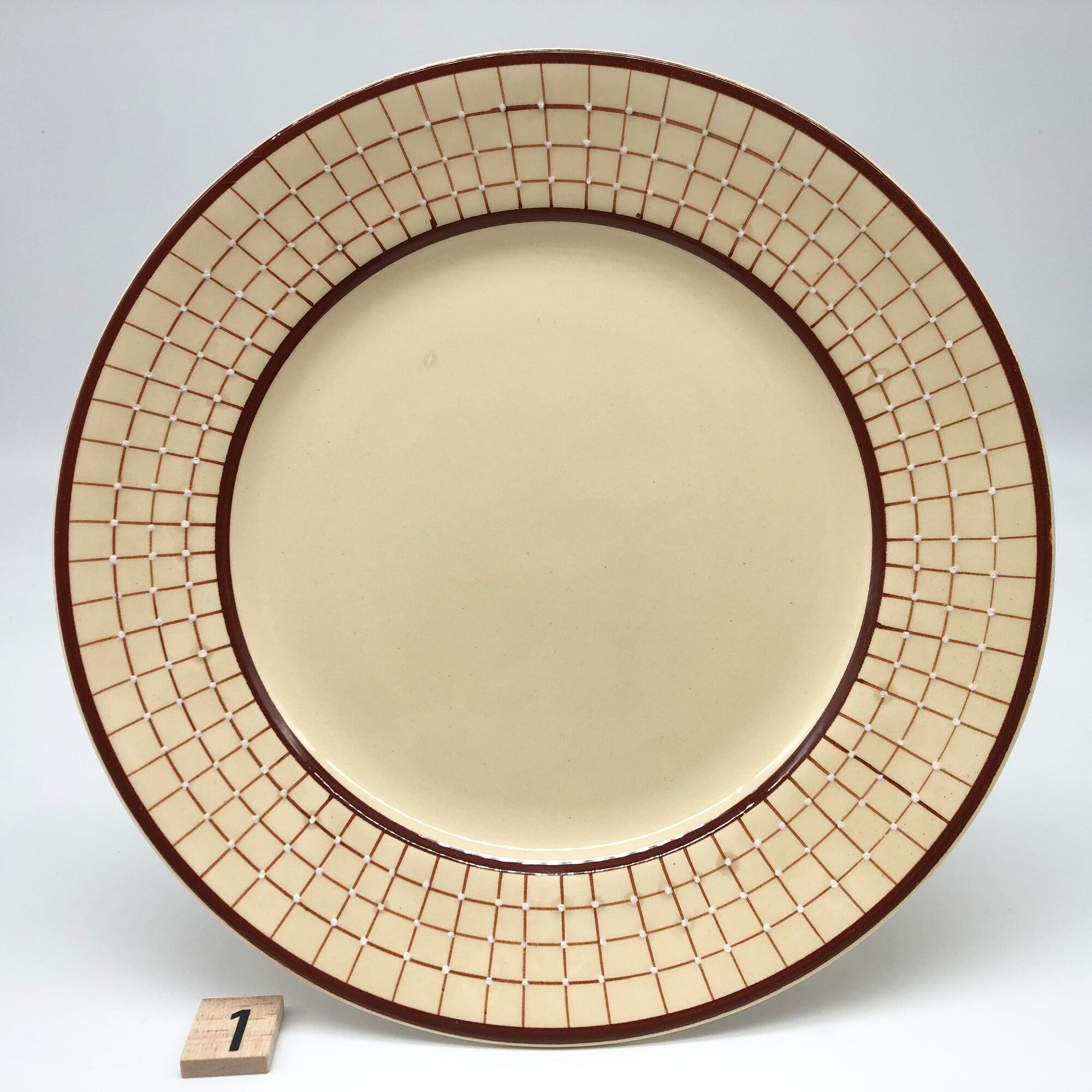 6 assiettes plates faïencerie « longchamp – France », modèle colmar