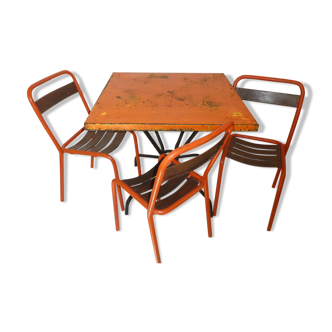 Table et chaises tolix