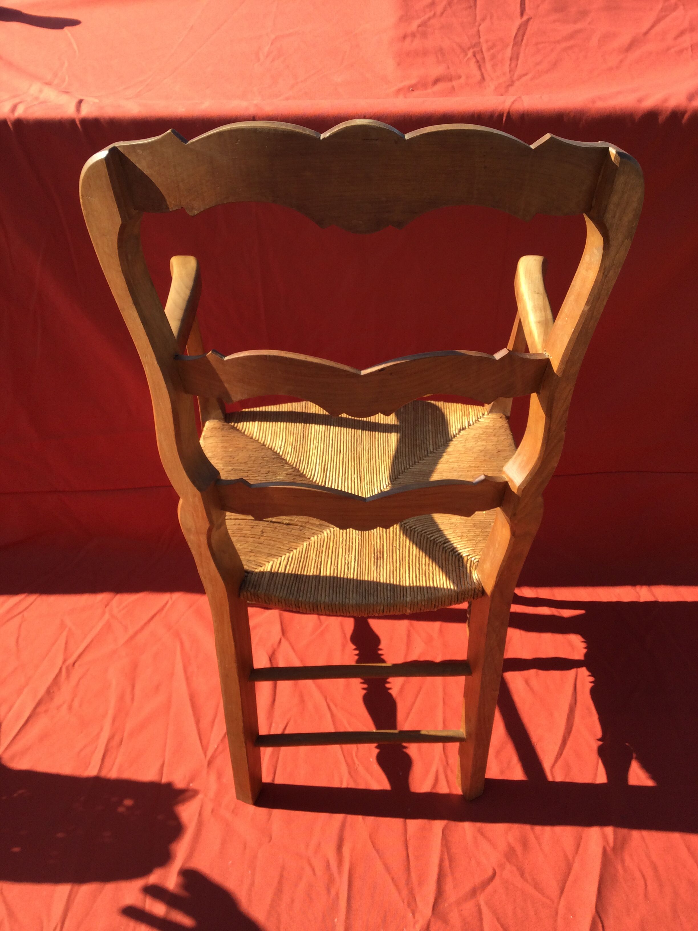 Rustic chair Louis XV mulched in cherry