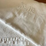 BHV - Old tablecloth