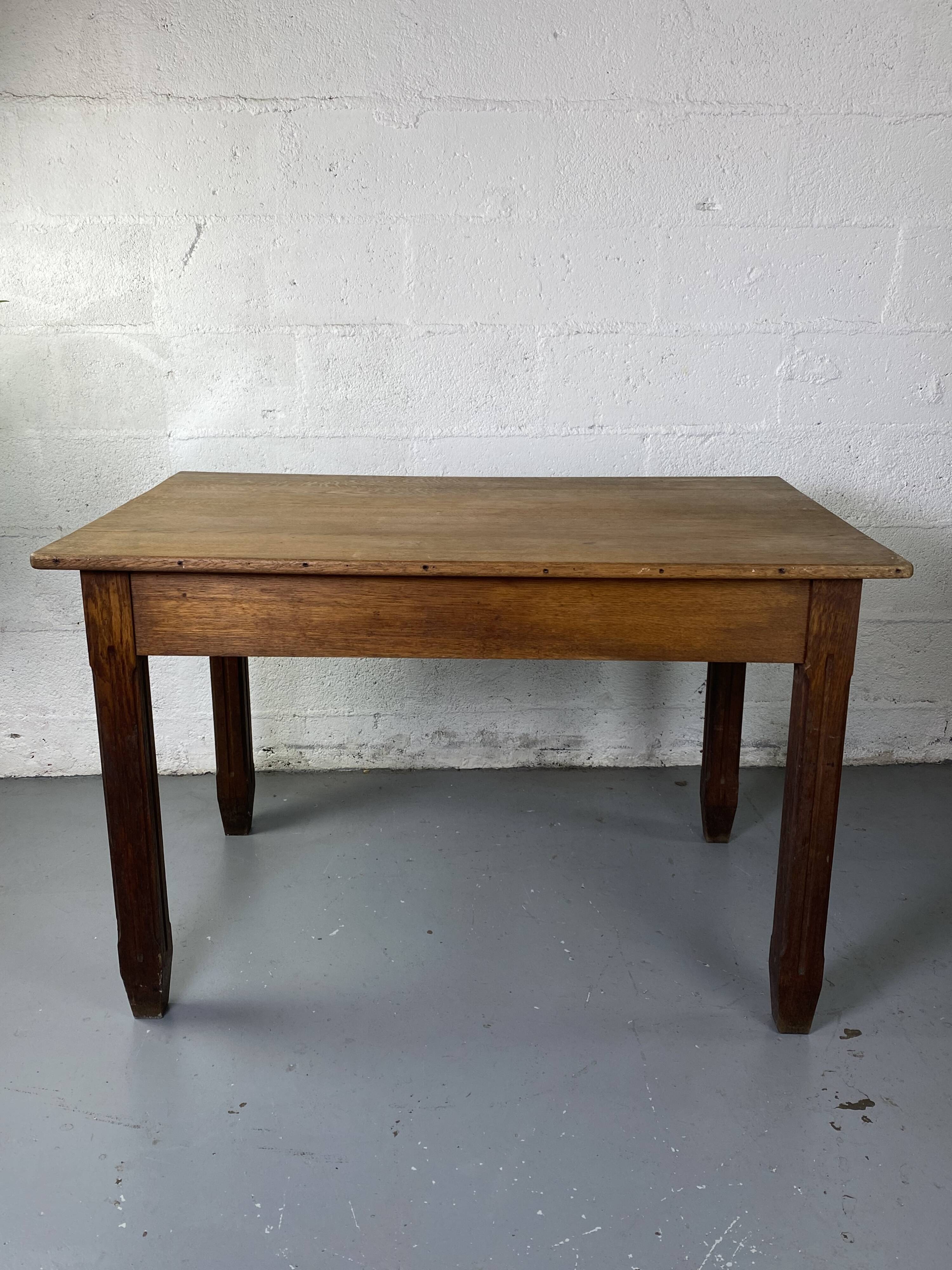 Vintage Art-Deco Table