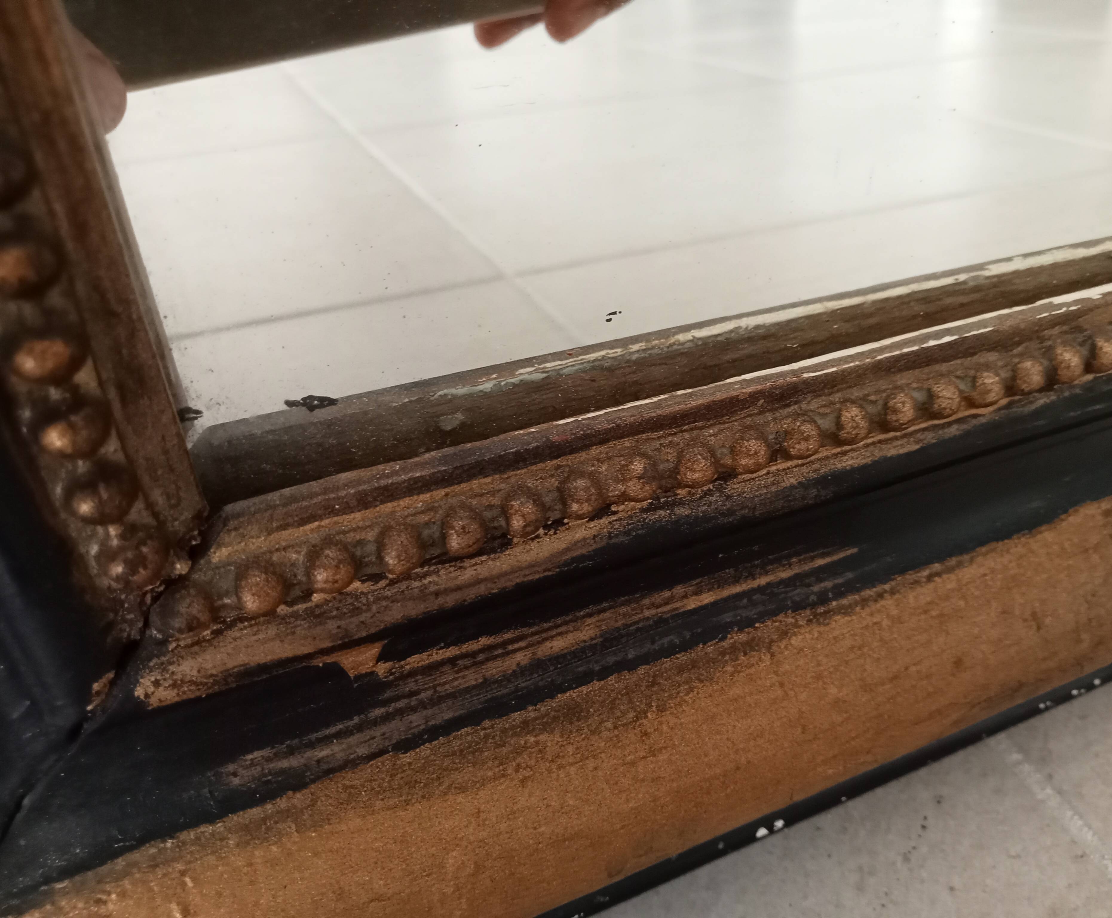 Louis Philippe mirror 105*71cm in wood and stucco 19th century
