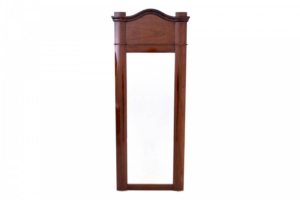 Large mahogany mirror, Northern Europe, turn of the 19th and 20th centuries.