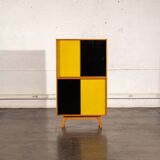 Meuble de rangement jaune et noir