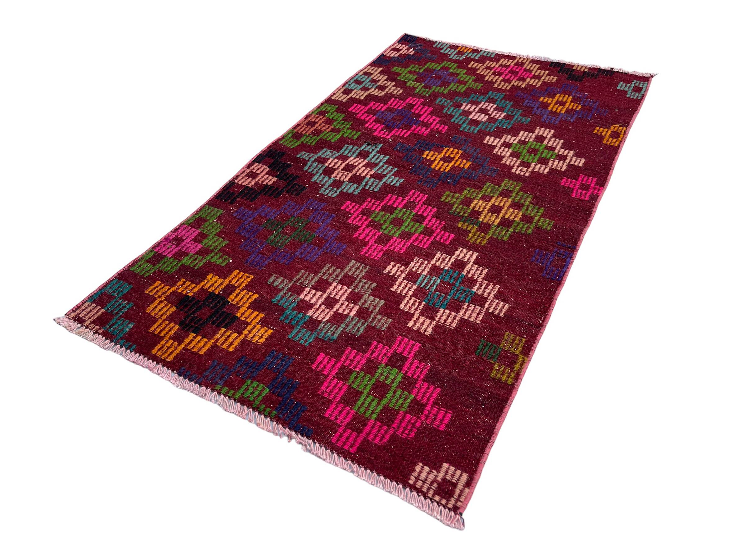 Vintage turkish kilim rug ,  136 x 76 cm