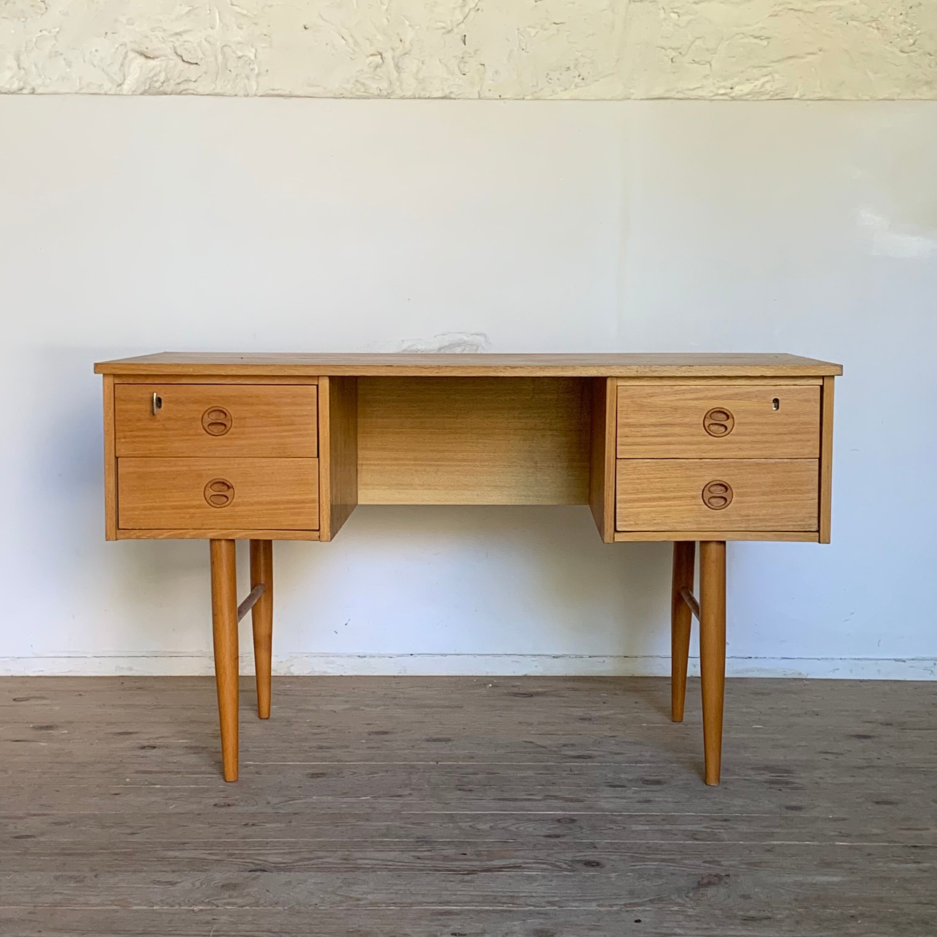 Bureau vintage