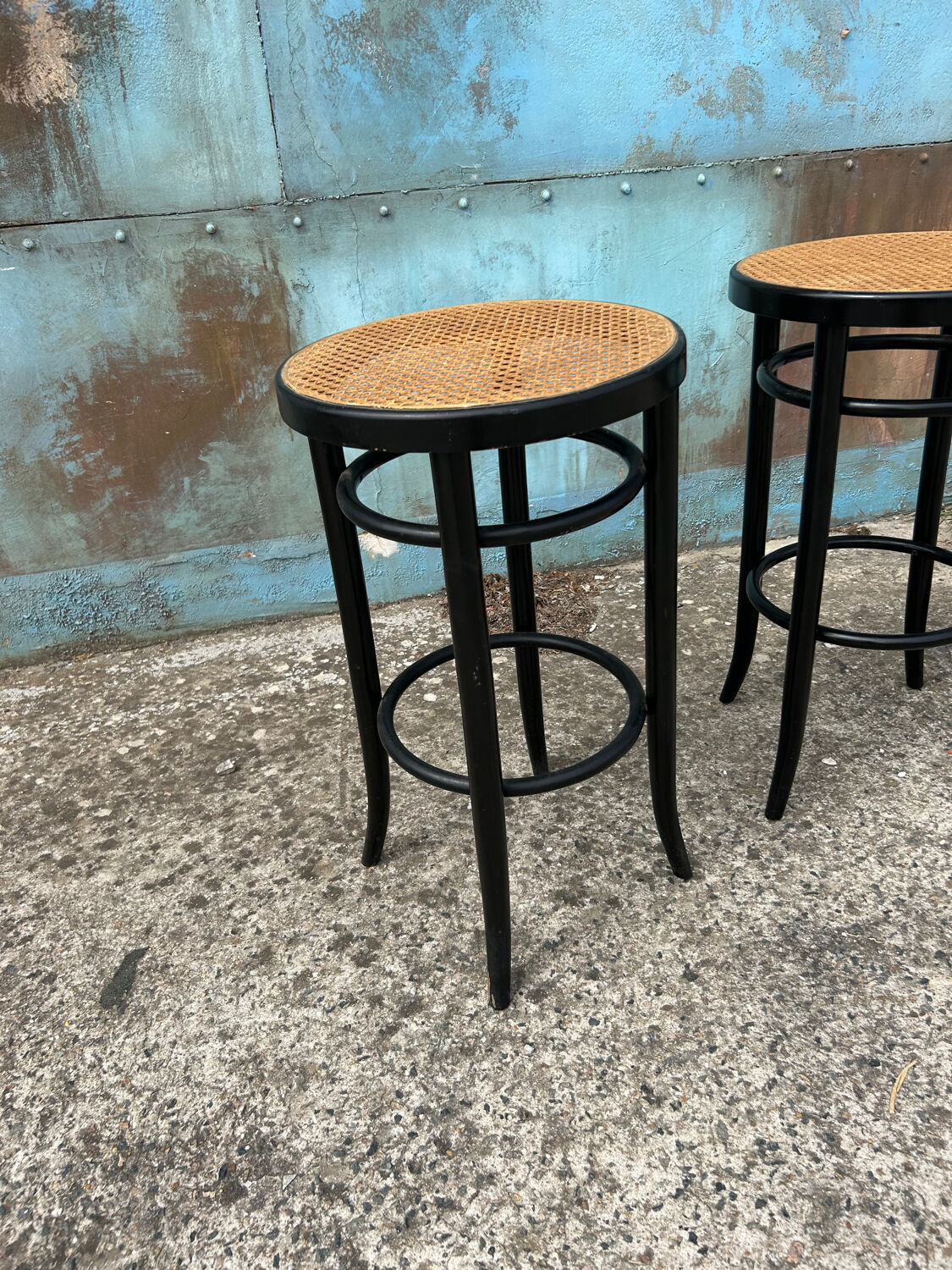High rattan bar stools