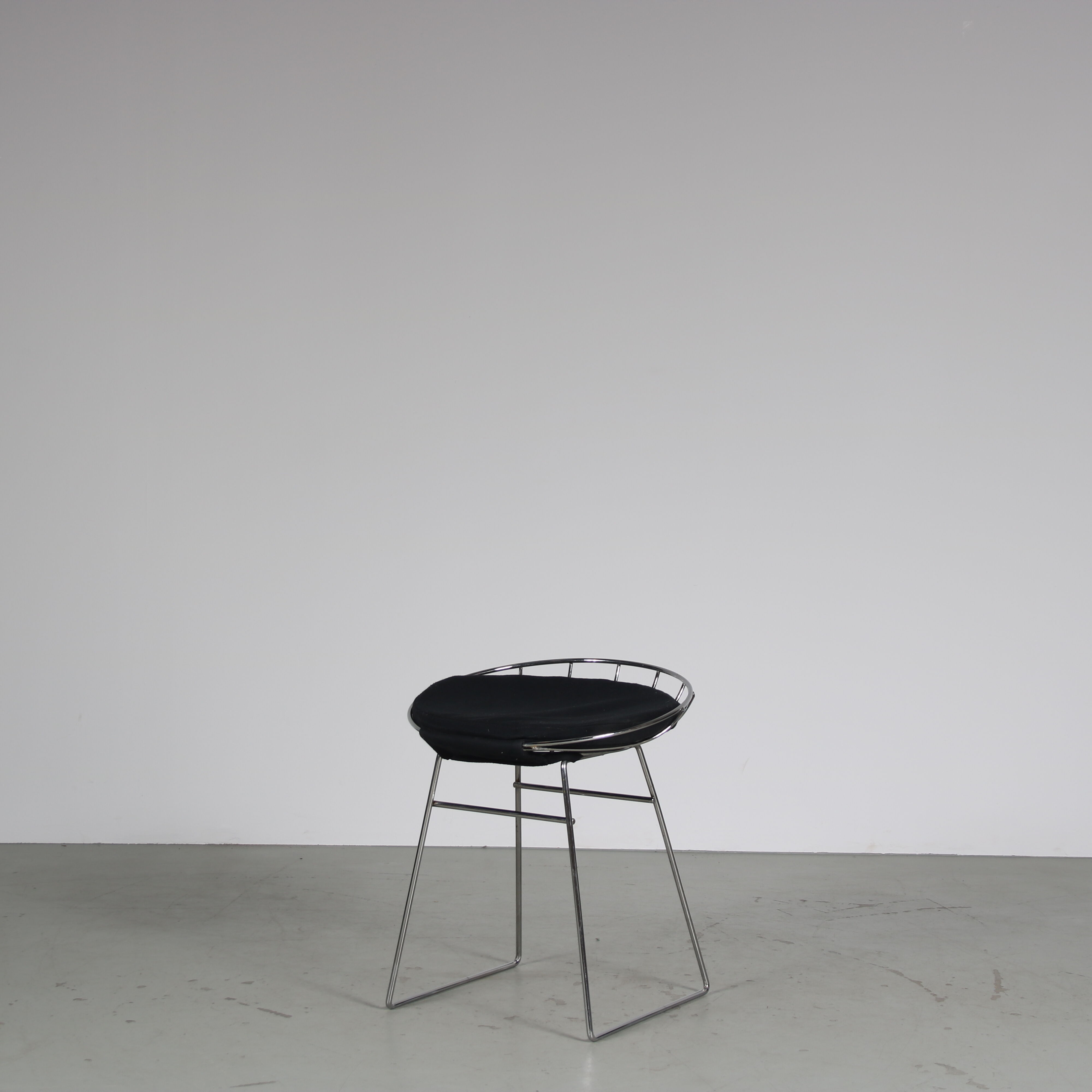 1960s Wire metal stools by Tomado from the Netherlands