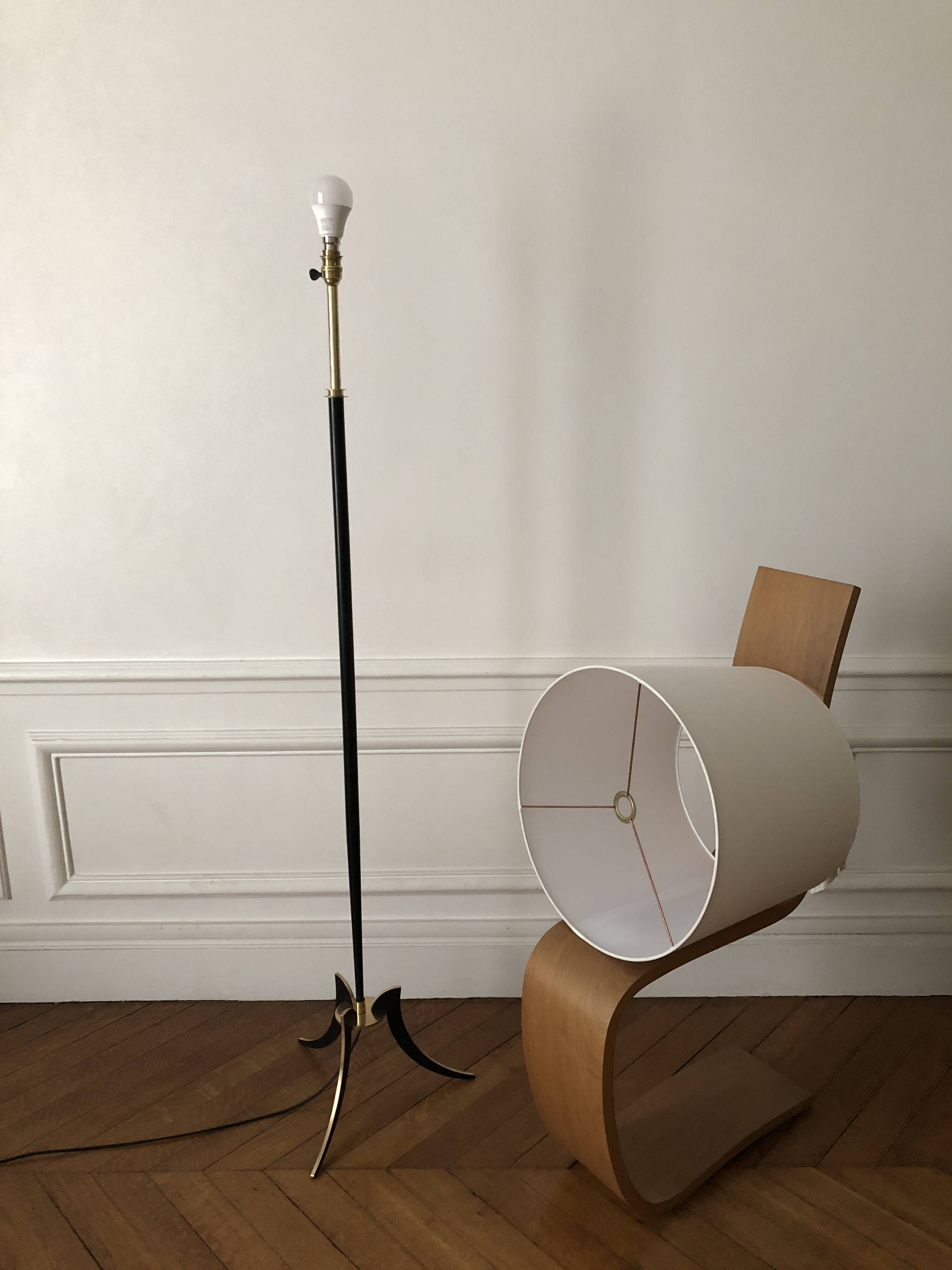 Lunel style tripod floor lamp from the 1950s - 1960s.