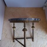 Table basse en marbre et laiton