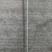 Lampadaire minimaliste en fonte et métal chromé