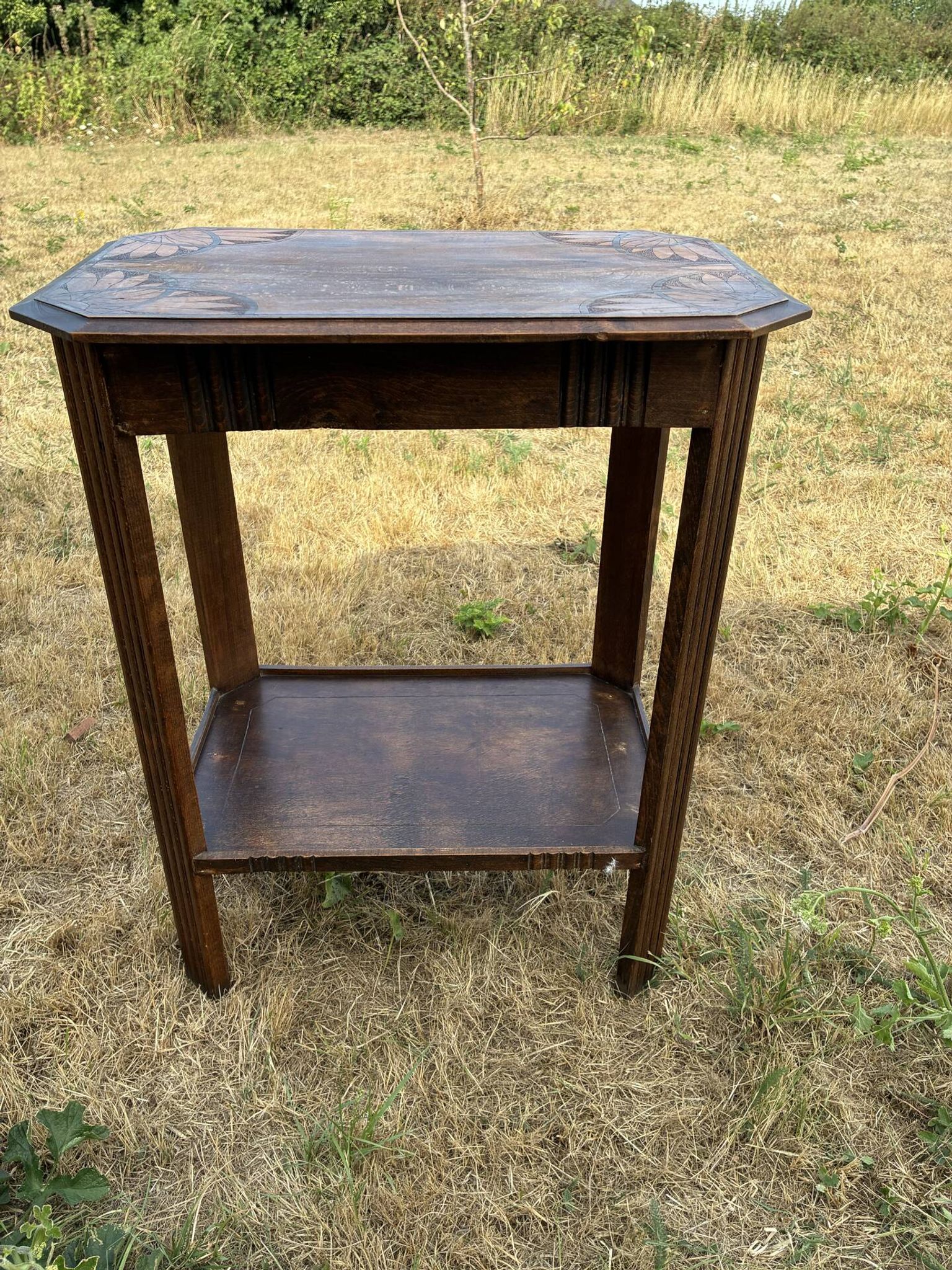 Table d’appoint art déco