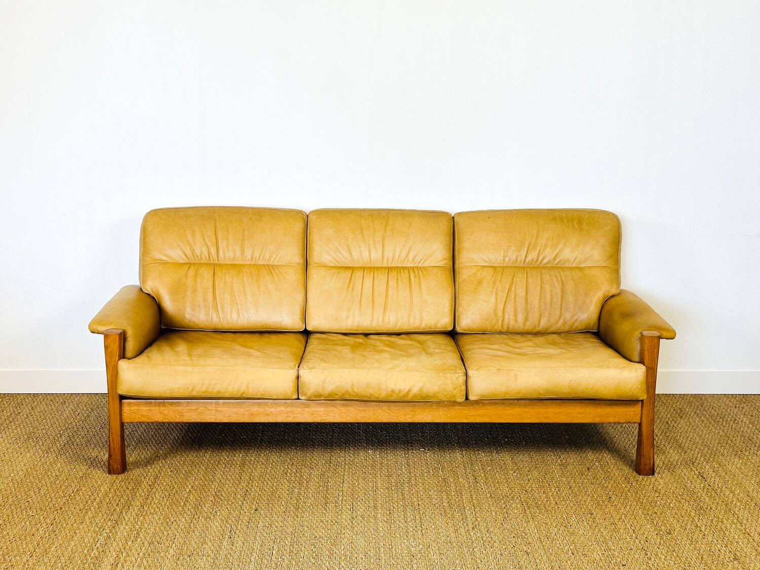 Salon complet en cuir camel 1960