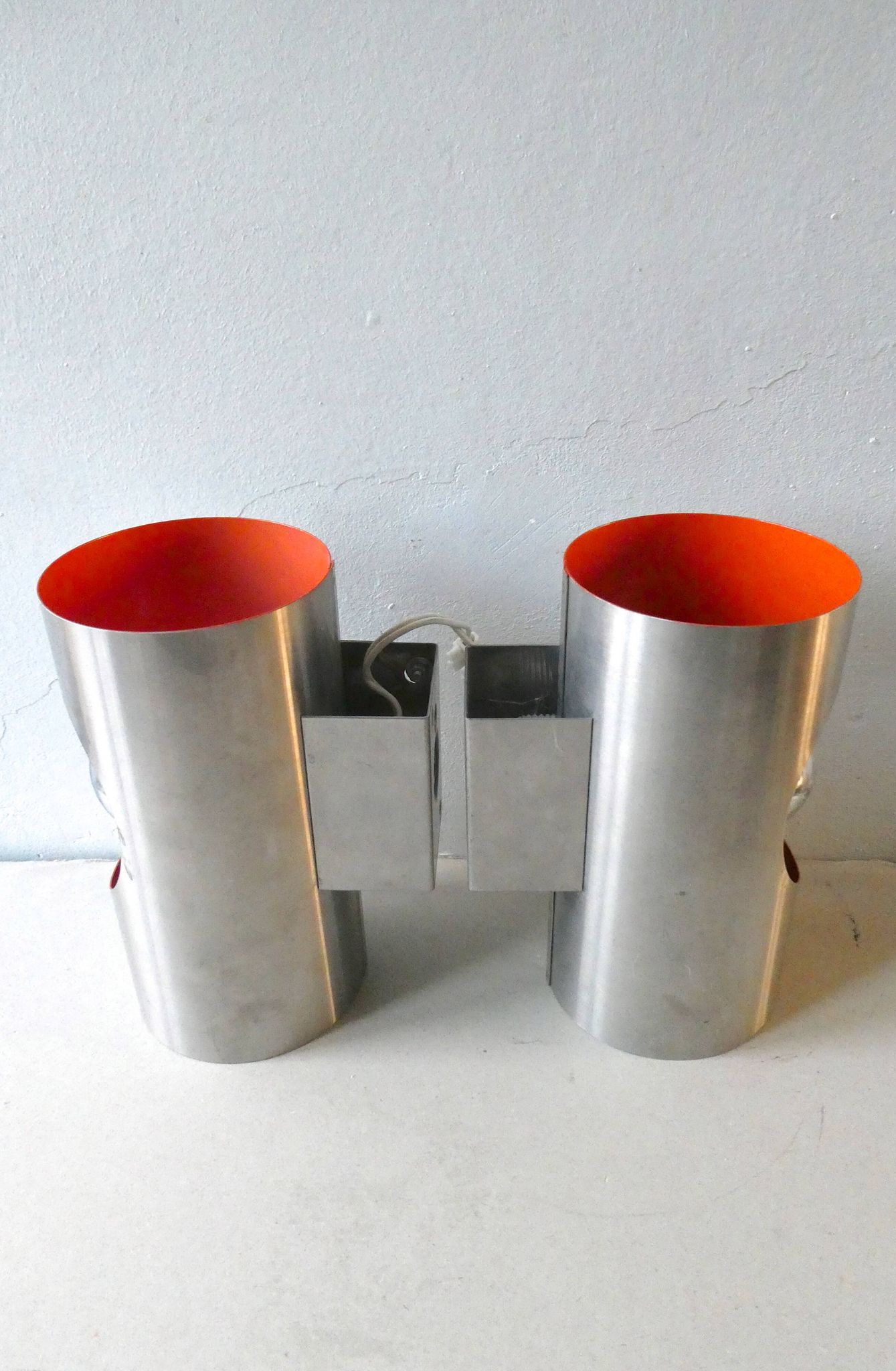 Pair of UFO space age wall lamp in brushed metal and orange lacquered, 70's