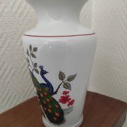 Porcelain vase with peacock decoration