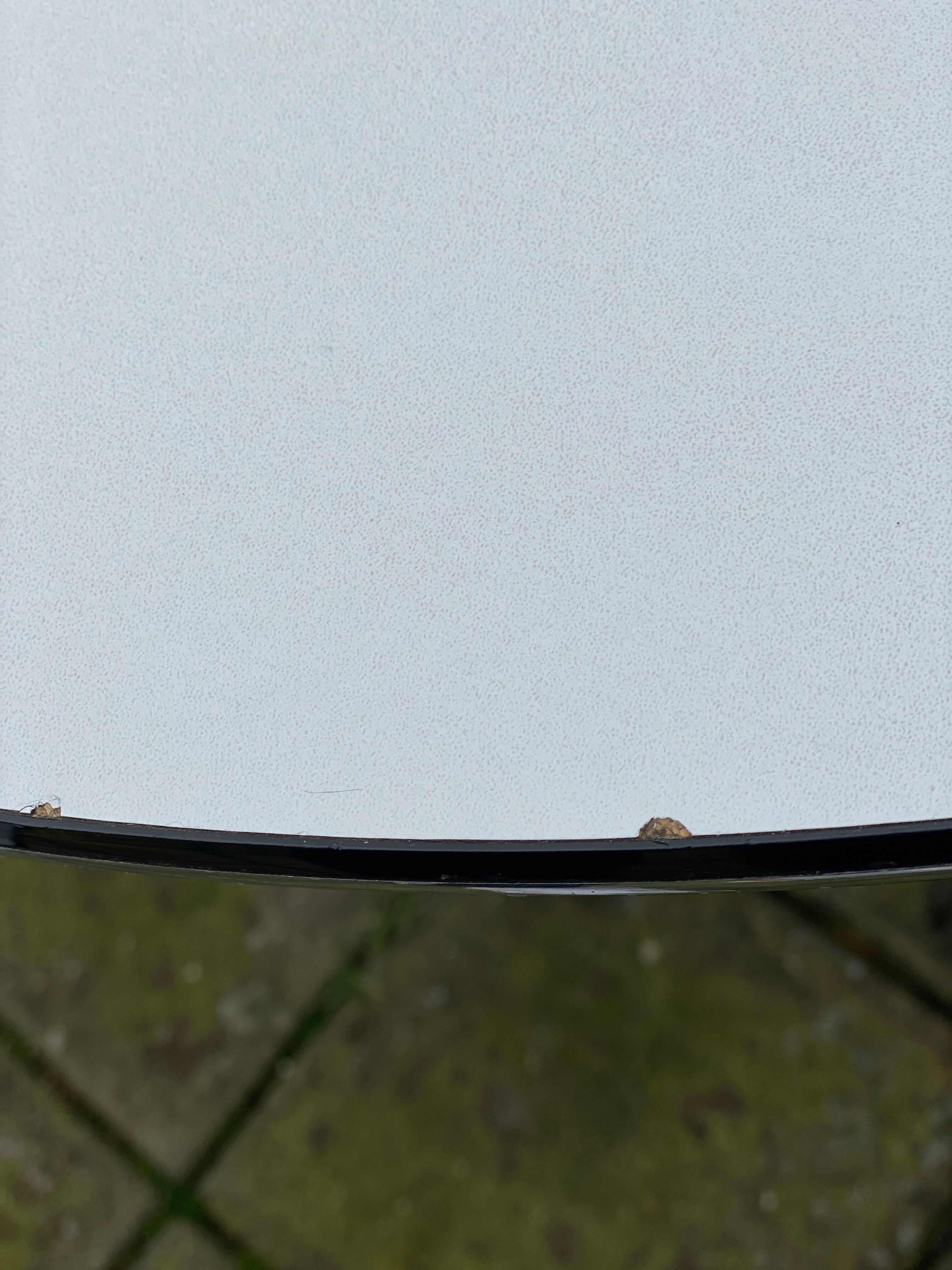 Round formica table with 4 formica chairs