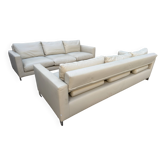 Pair of Molteni&C Reversi D260A sofas in ivory leather – Hannes Wettstein