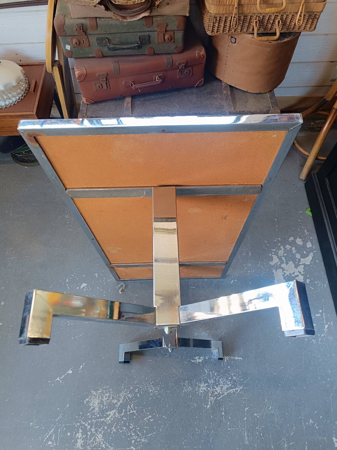 Ceramic coffee table