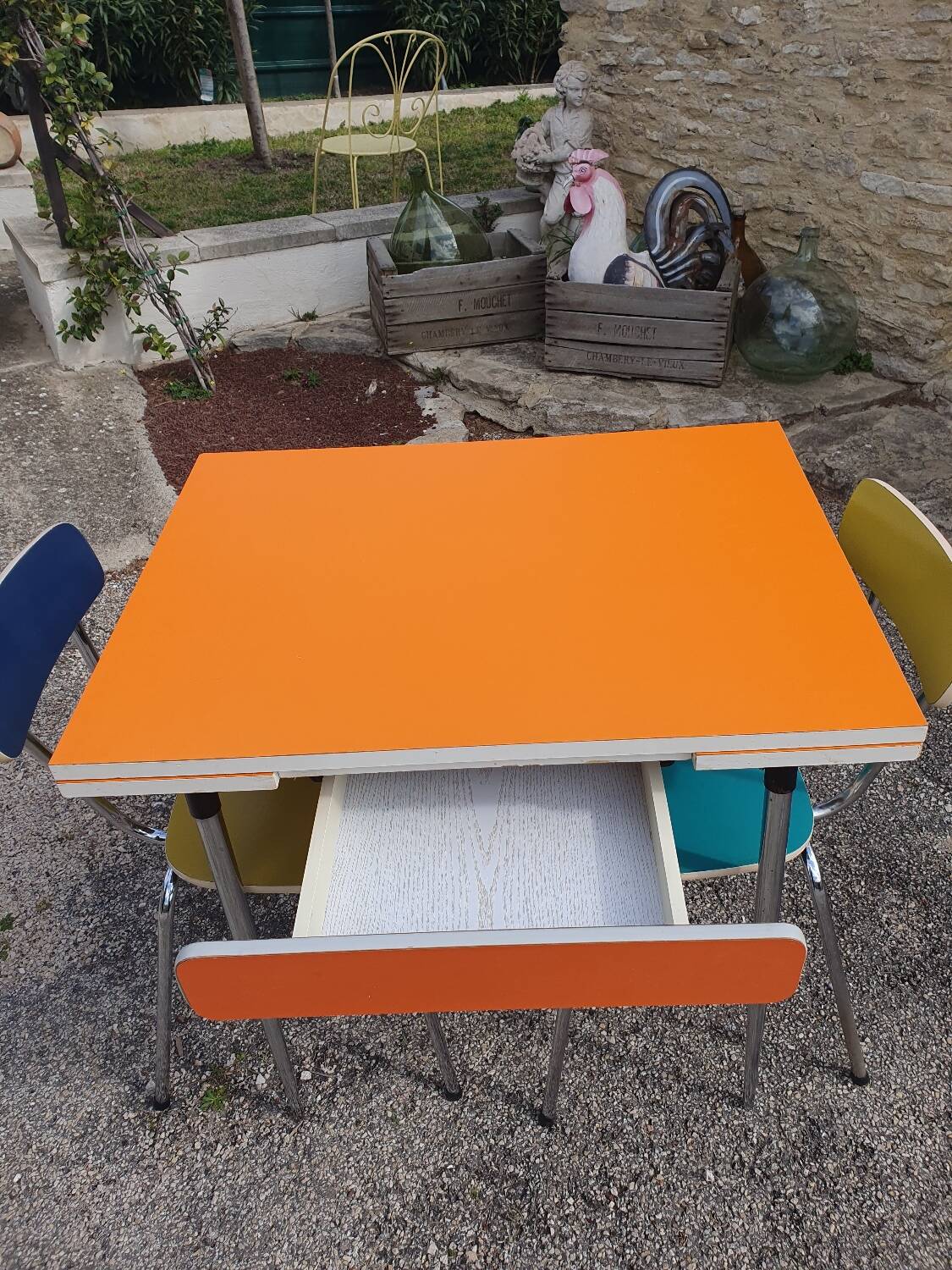 Formica table and chairs