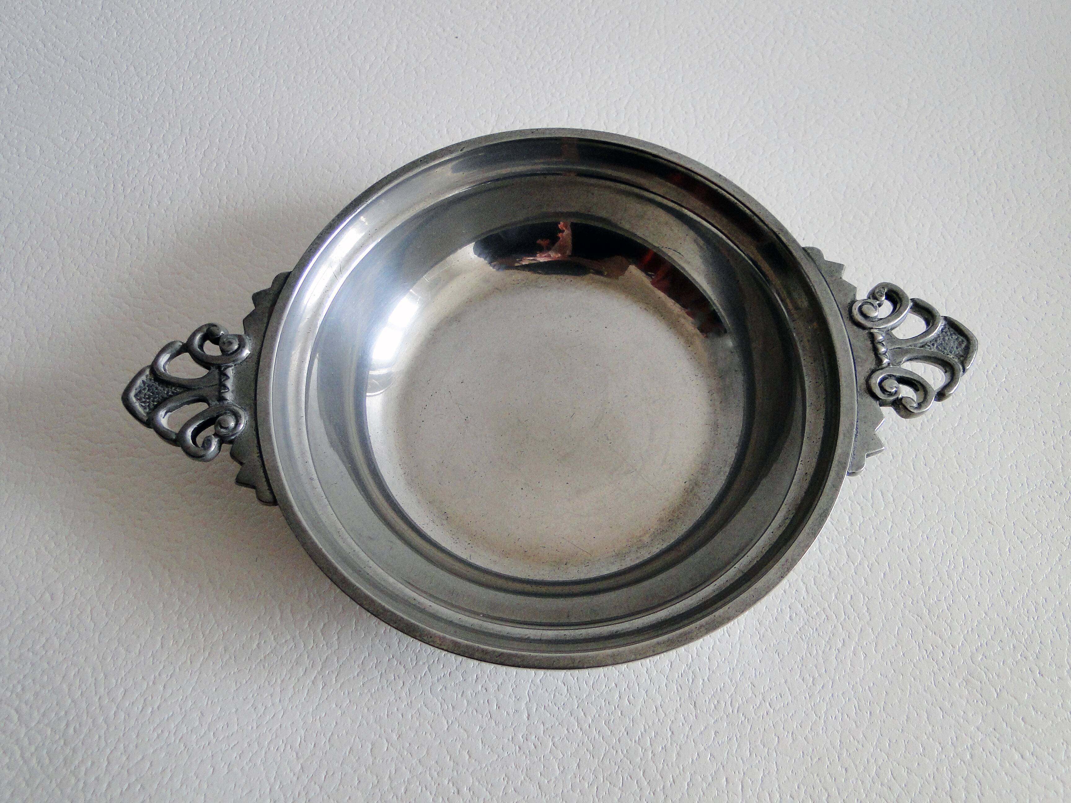 Old cup under bottle all tin les etains du manoir paris france