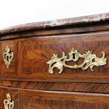 18th century Louis XV rosewood chest of drawers