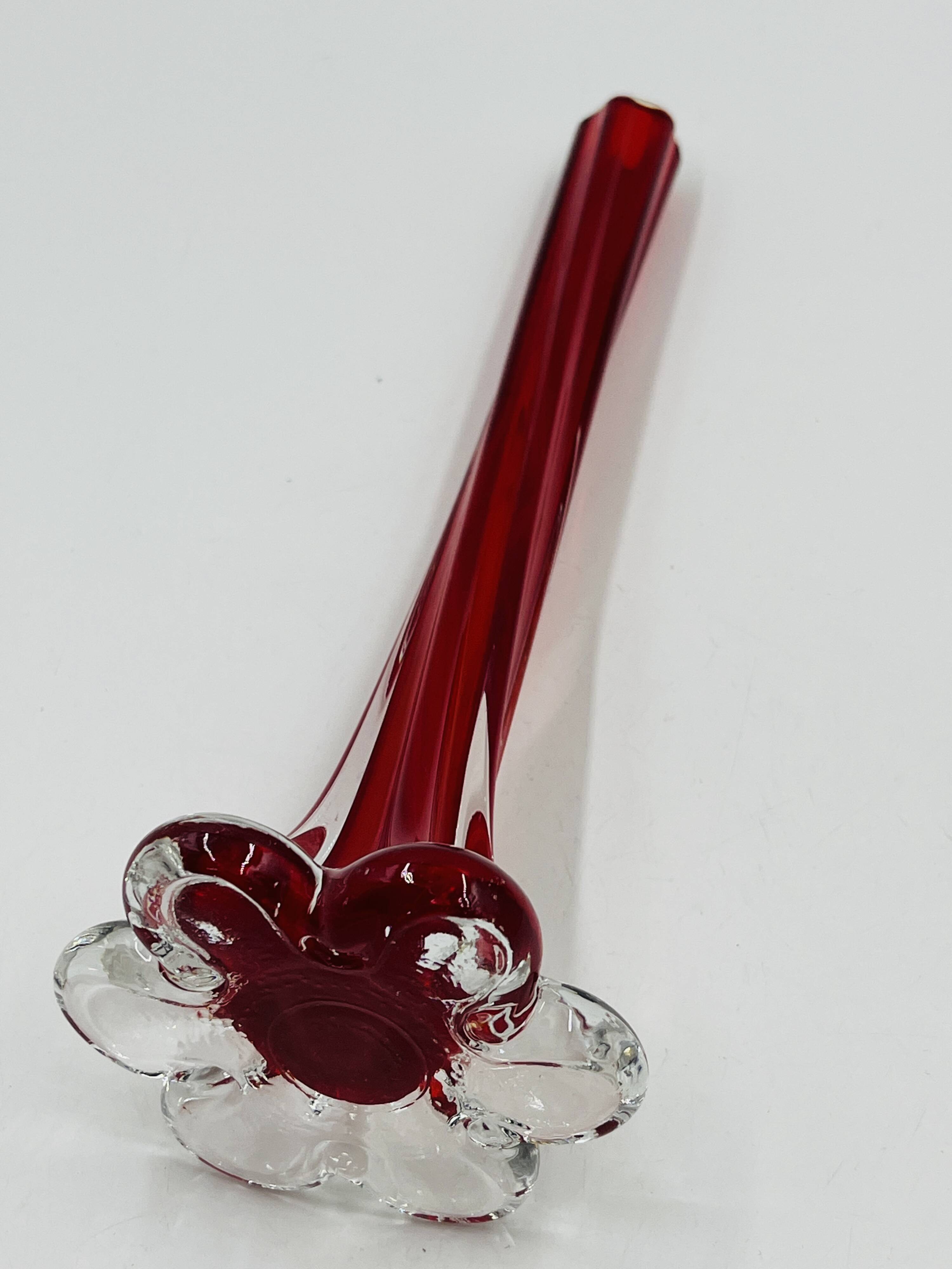 Red two-tone glass soliflore vintage design