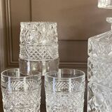 Vintage carafe/glasses