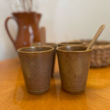 Ensemble de 4 tasses verres gobelets en grès Digoin et cuillères en bois