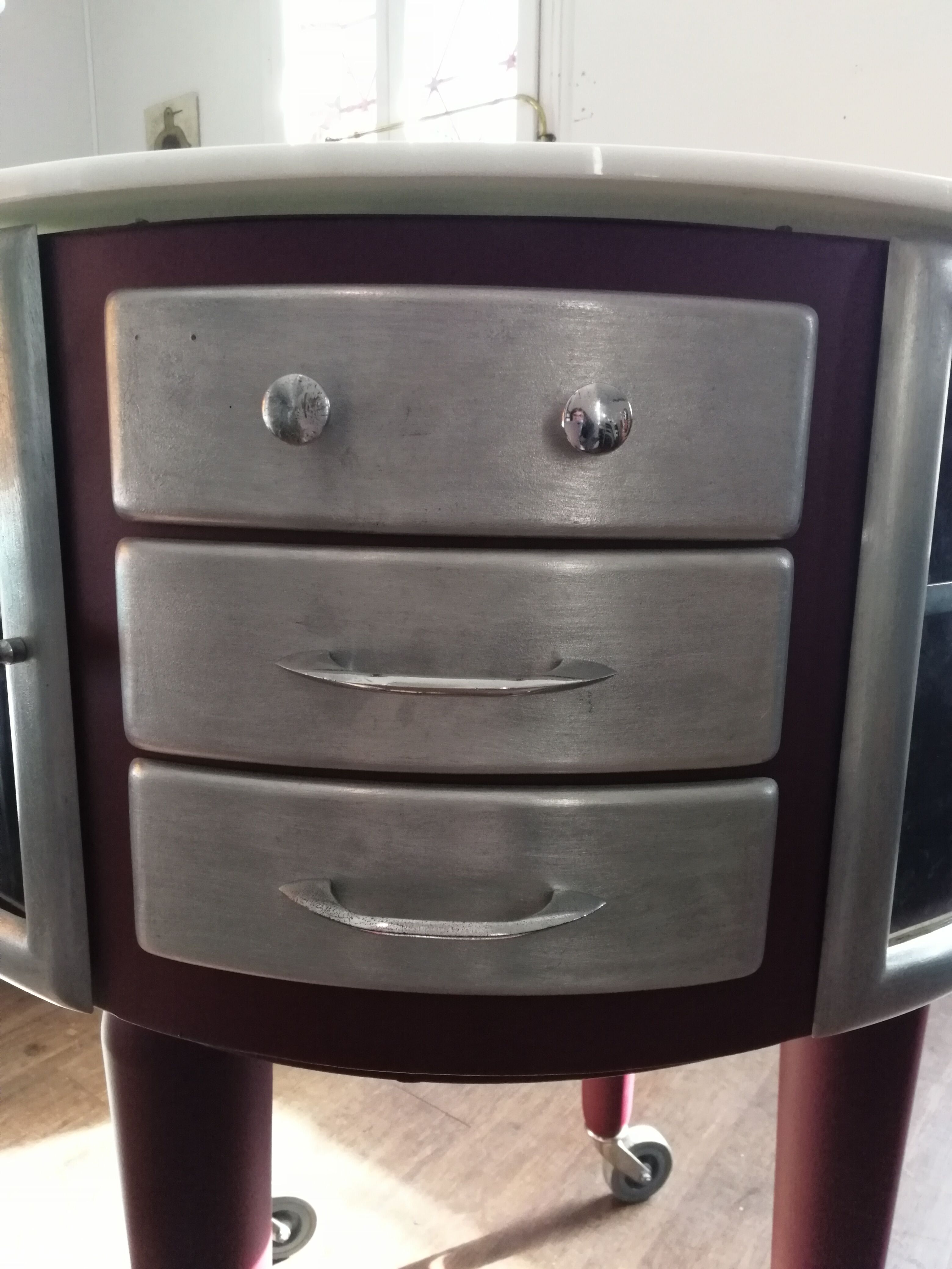 Dentist's furniture, girator