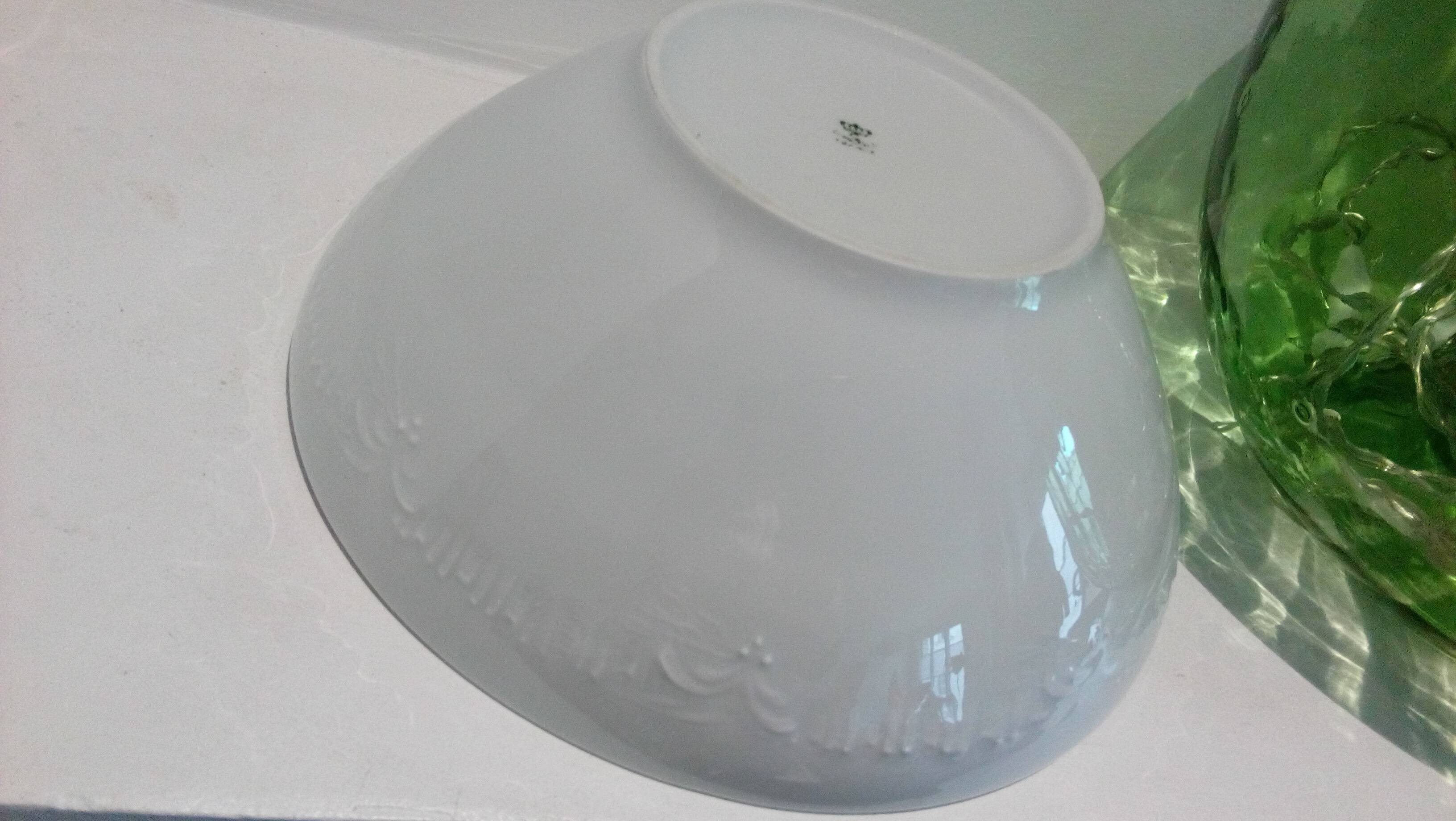 White porcelain salad bowl