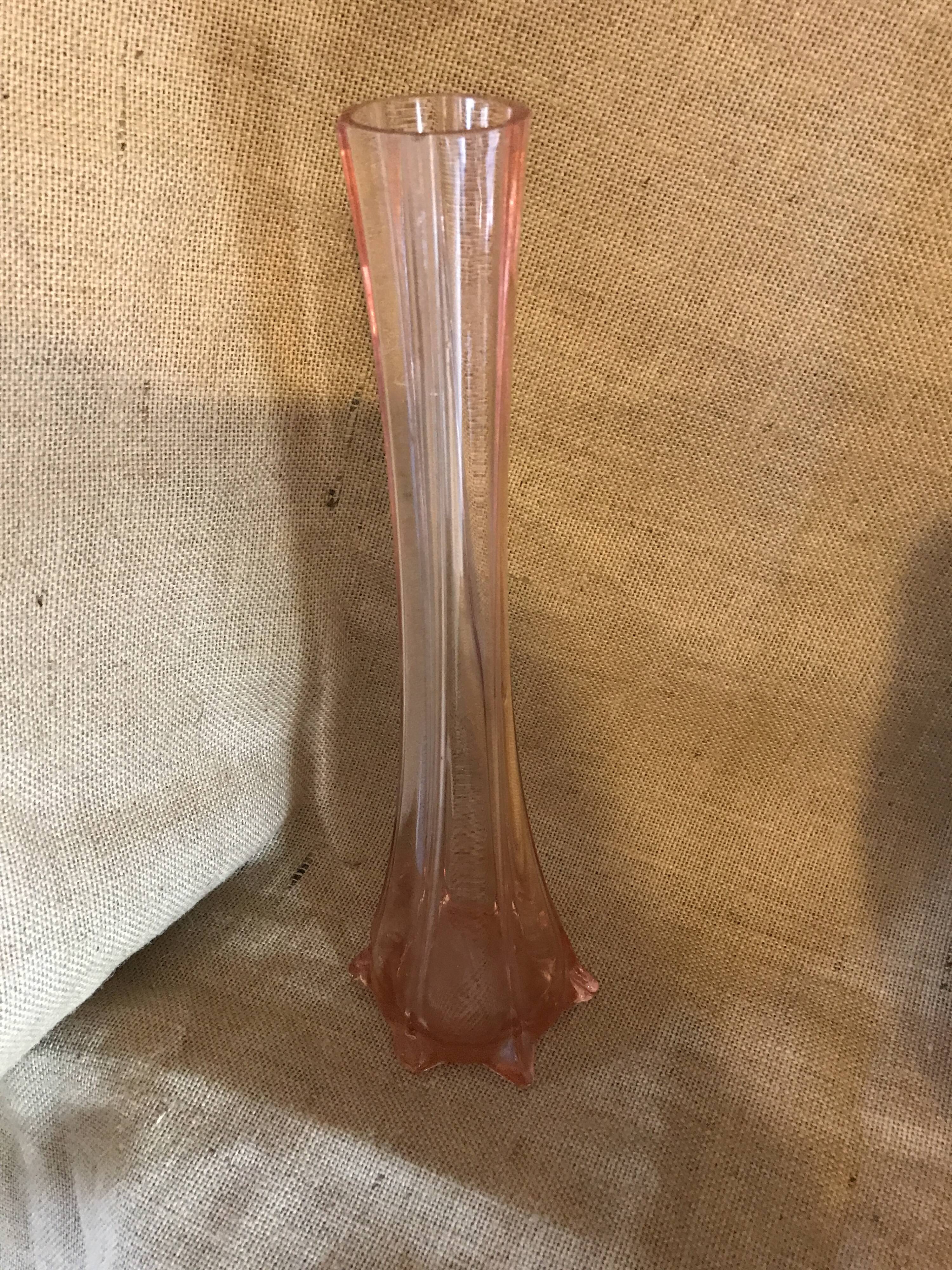 Vase soliflore pink glass 50s