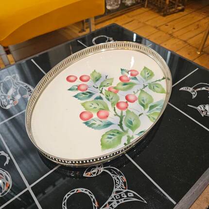 Oval Art Deco plate in earthenware and pierced metal with cherries